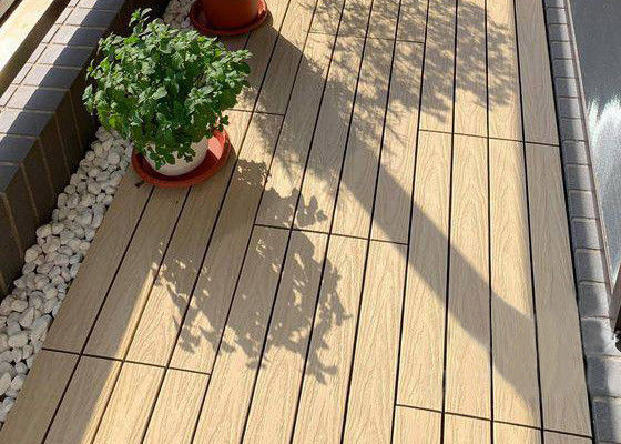 Good price Stylish And Durable Wood Plastic Composite Decking Tile With Solid Structure online
